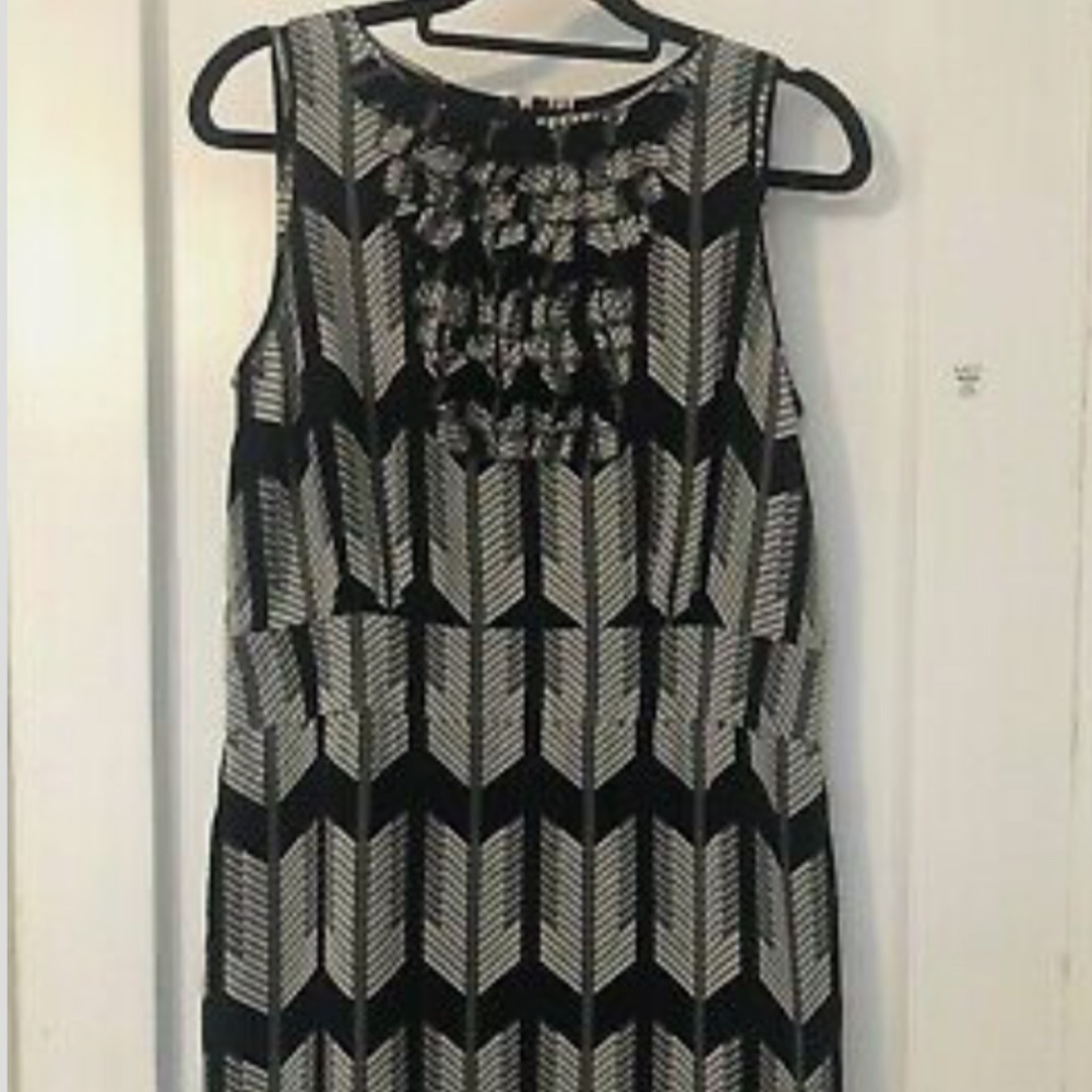 Tory  Burch women dress size 12 new without tags